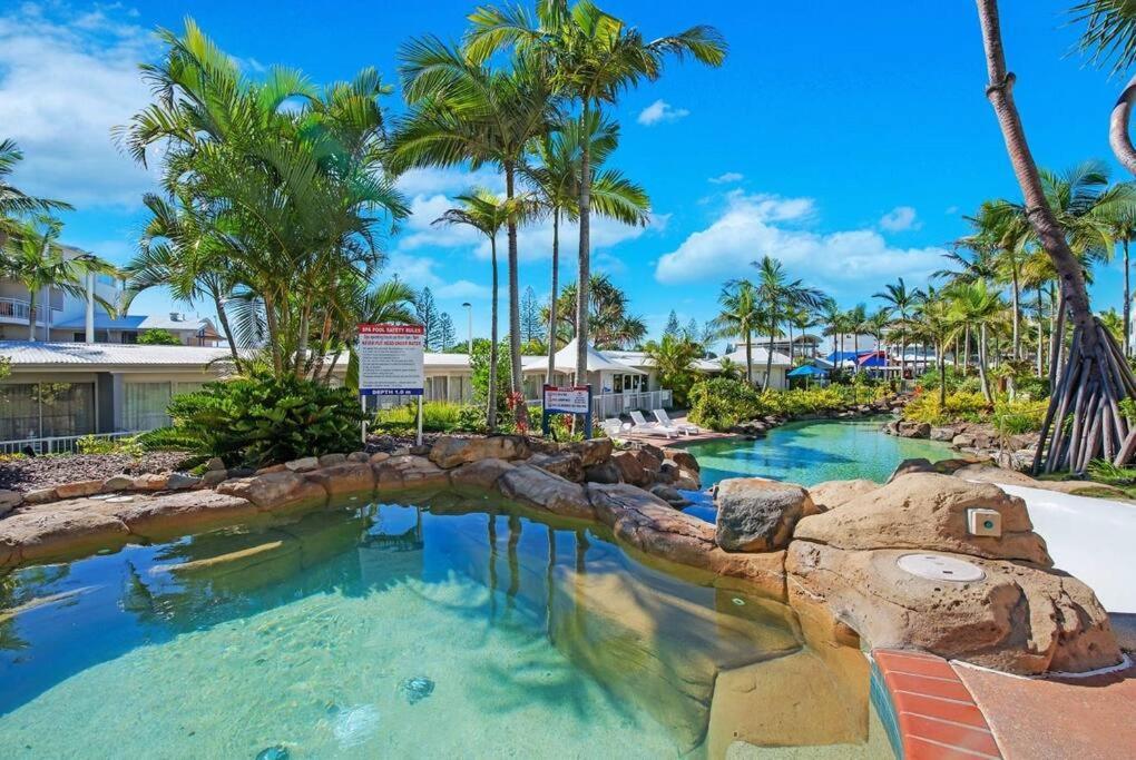 Alex Heads Beachfront Resort King Bed Studio Room Alexandra Headland Exteriör bild