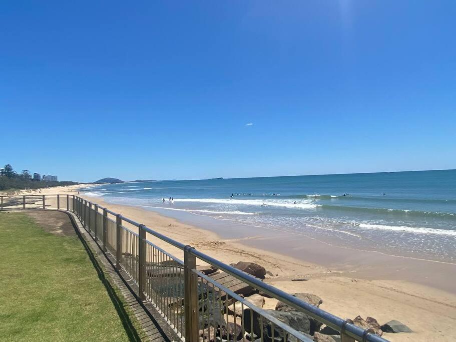 Alex Heads Beachfront Resort King Bed Studio Room Alexandra Headland Exteriör bild